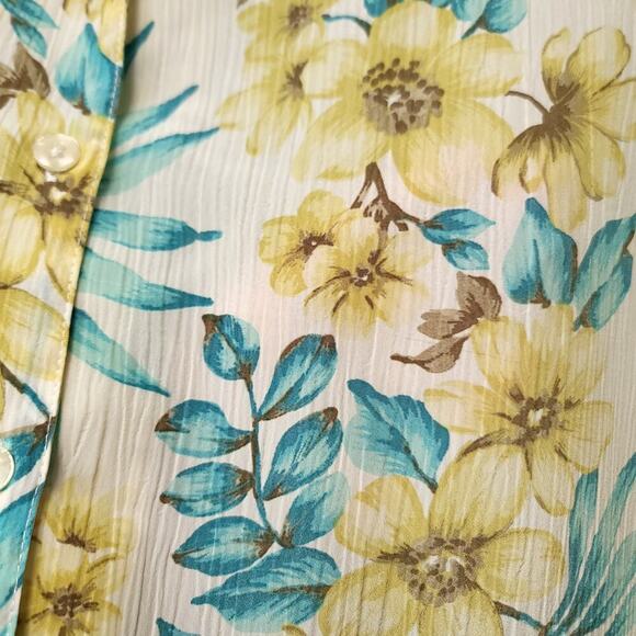 Bonworth Floral Shirt Size Medium P Hawaiian Button Down Silky Polyester Travel​ - Picture 6 of 6